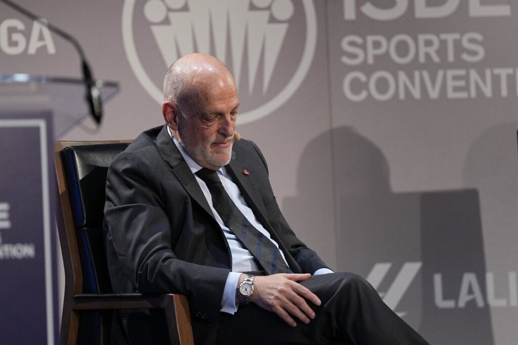 El fútbol español debe avanzar hacia el futuro con ambición, no con temor