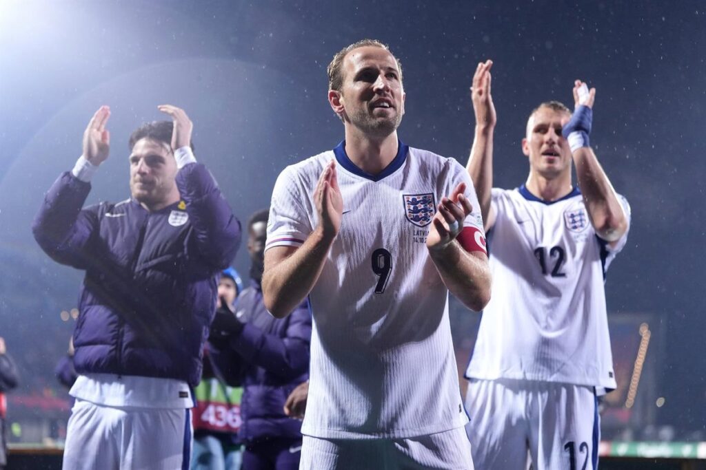 Inglaterra, primera selección europea en clasificar para el Mundial en una noche amarga y histórica para Cristiano Ronaldo
