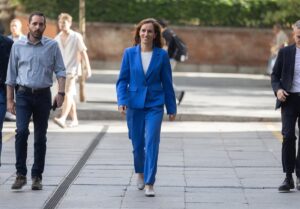 Mónica García sostiene que el Estatuto Médico "puede avanzar" mediante una Proposición de Ley o una Iniciativa Legislativa Popular.