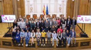 España puede alcanzar los objetivos de VIH para 2030, pero necesita "acelerar el ritmo" y enfocar en la innovación.