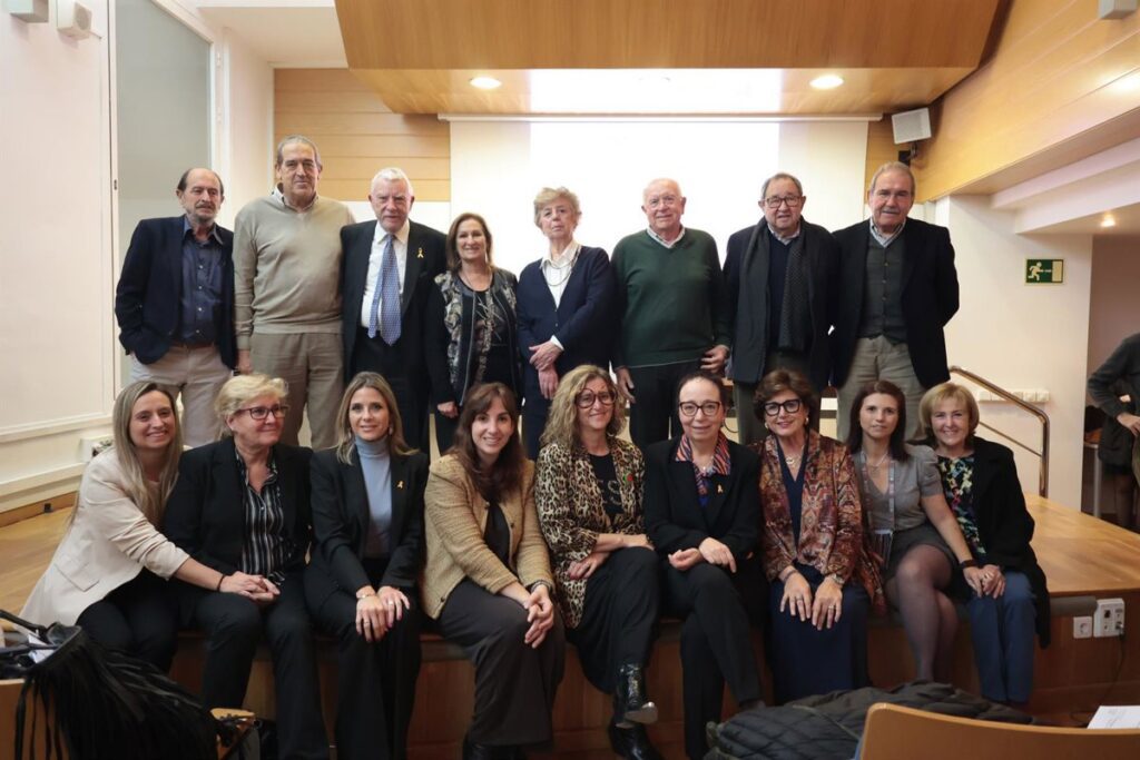 La tasa de incidencia de cáncer infantil se ha mantenido constante desde 2000, mientras la supervivencia alcanza el 84%, según un informe.