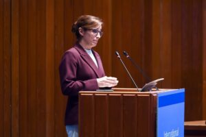 Sanidad emprenderá acciones legales contra Madrid por no presentar el registro de objetores de conciencia al aborto.