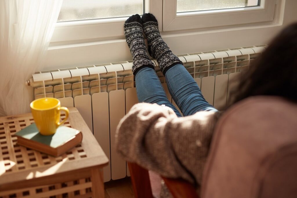 Cinco condiciones que pueden estar detrás del síntoma de pies fríos