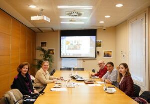 El Foro de Médicos de Atención Primaria solicita un diálogo "auténtico y positivo" para prevenir la huelga médica.