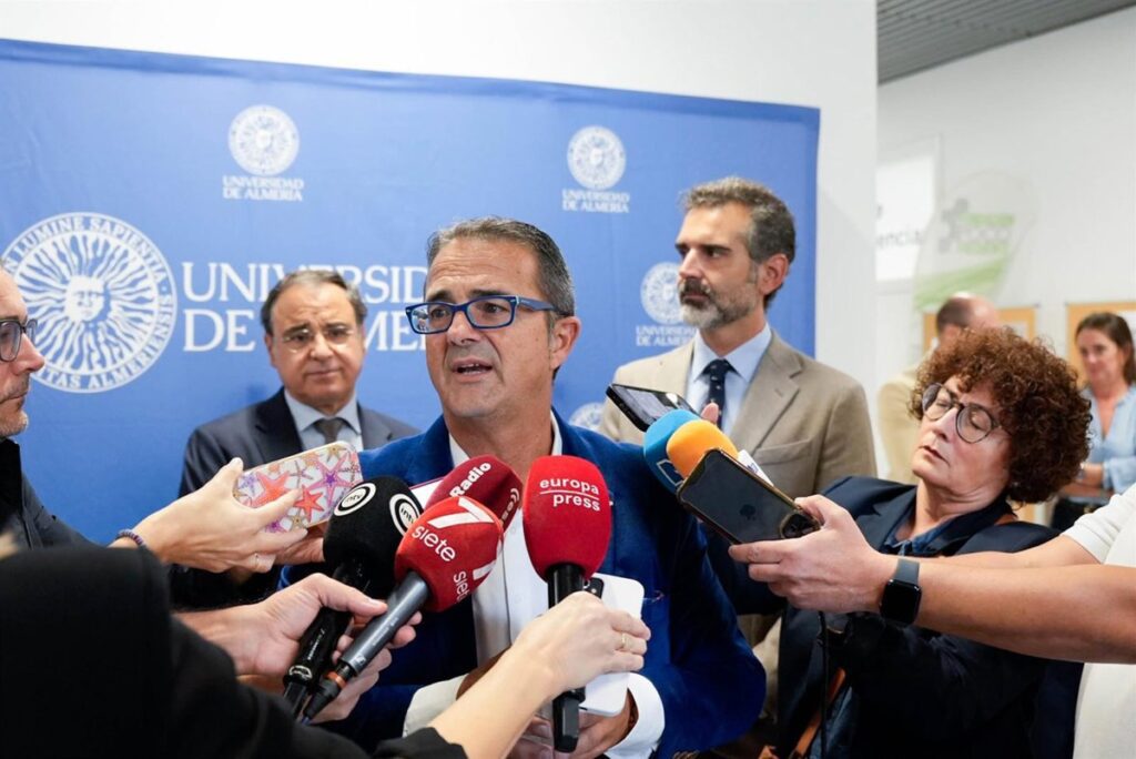 FEDER propone crear un sistema de incentivos fiscales para potenciar la investigación en España.