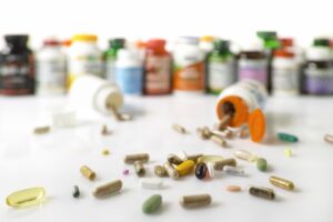 ¿Puede un multivitamínico diario ralentizar el envejecimiento en personas mayores y mejorar su calidad de vida? Los expertos aconsejan precaución