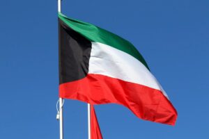 Kuwait Asegura Que Irán Atacó Varias Plantas Energéticas y Desalinizadoras, Confirmando Daños Materiales