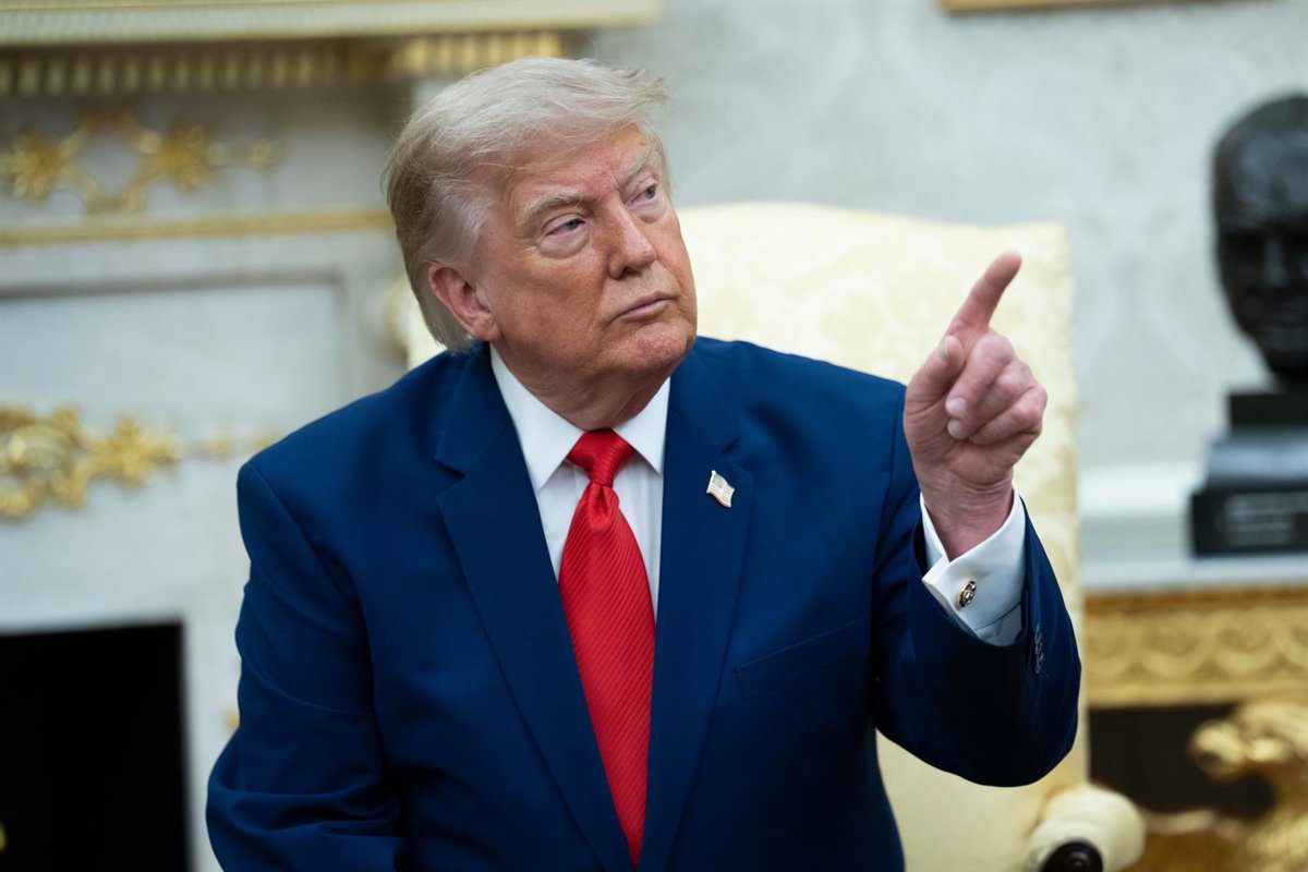 Trump Advierte sobre Consecuencias para Irán tras Ataque Sorpresa a Instalaciones de EE. UU. en Jordania