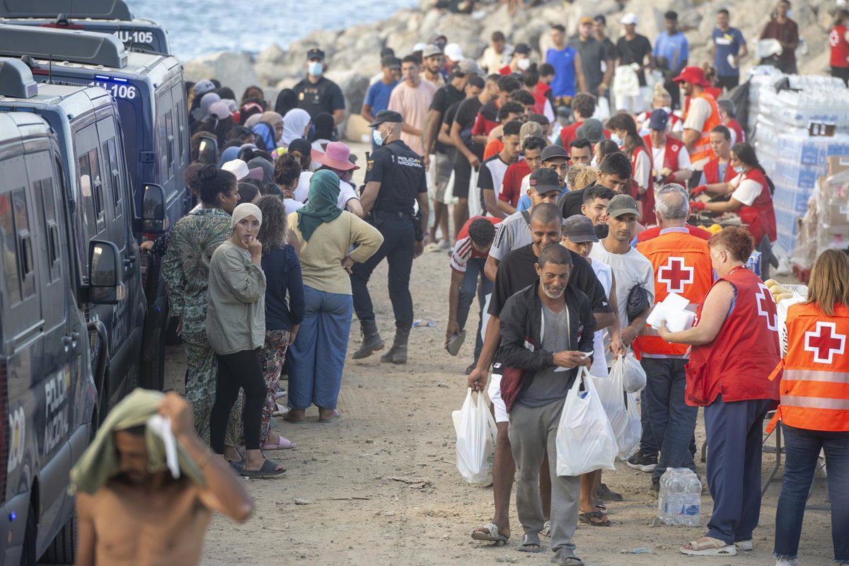 SESPAS solicita una respuesta unificada y fortalecida de salud pública ante la crisis migratoria en Ceuta.
