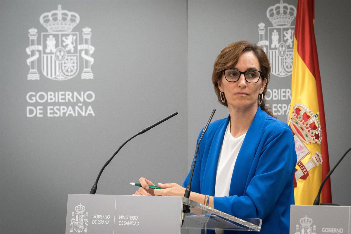 García encomienda a un intergrupo parlamentario la aceptación de un estatuto médico "fundamentado" en una normativa común.