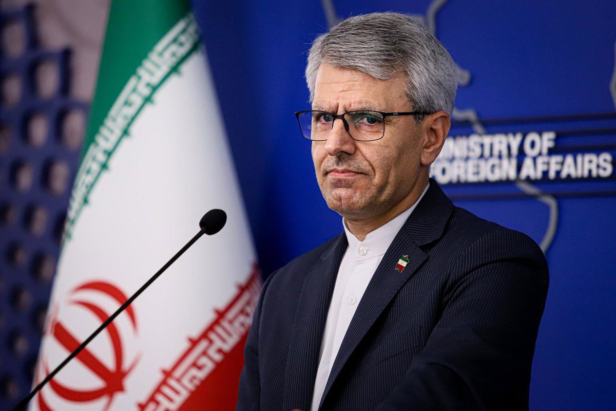 Irán y Países del Golfo Pérsico Discutirán la Navegación en el paso de Ormuz en Reunión en Omán