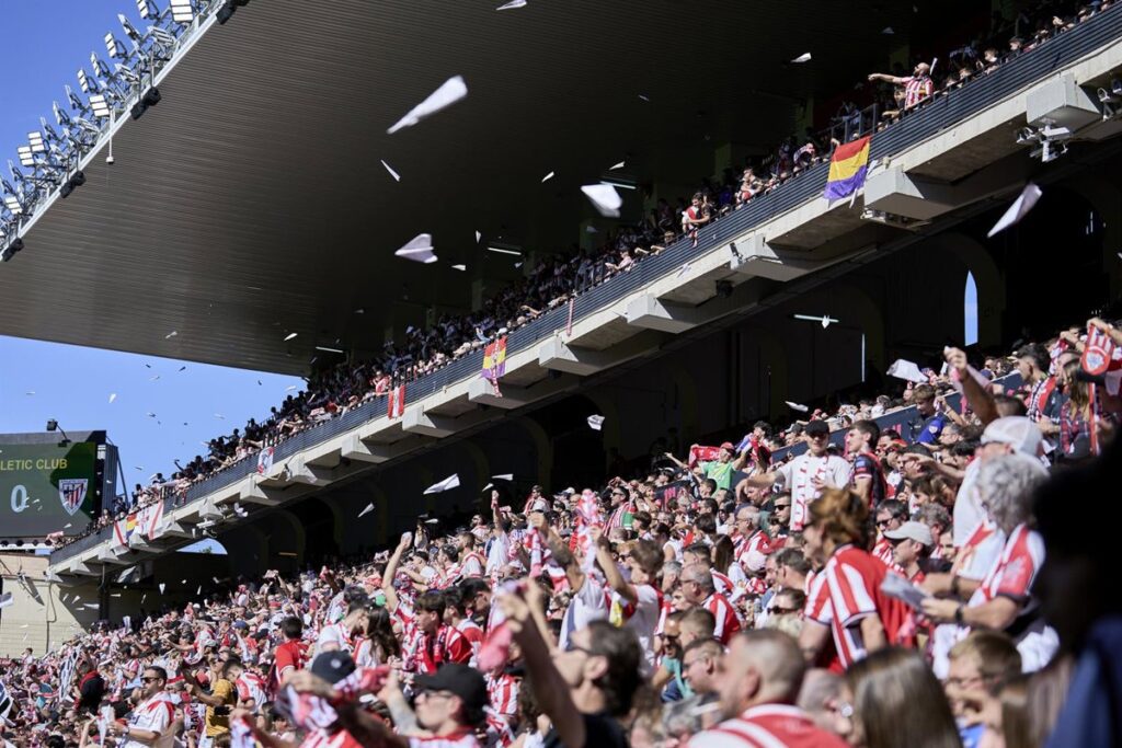 La Policía continúa su investigación para identificar a "todos" los implicados en la suspensión del Rayo-Athletic.