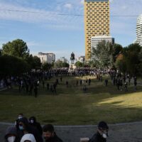 Las Protestas en Albania: Tensión Disminuye Tras Recientes Incidentes