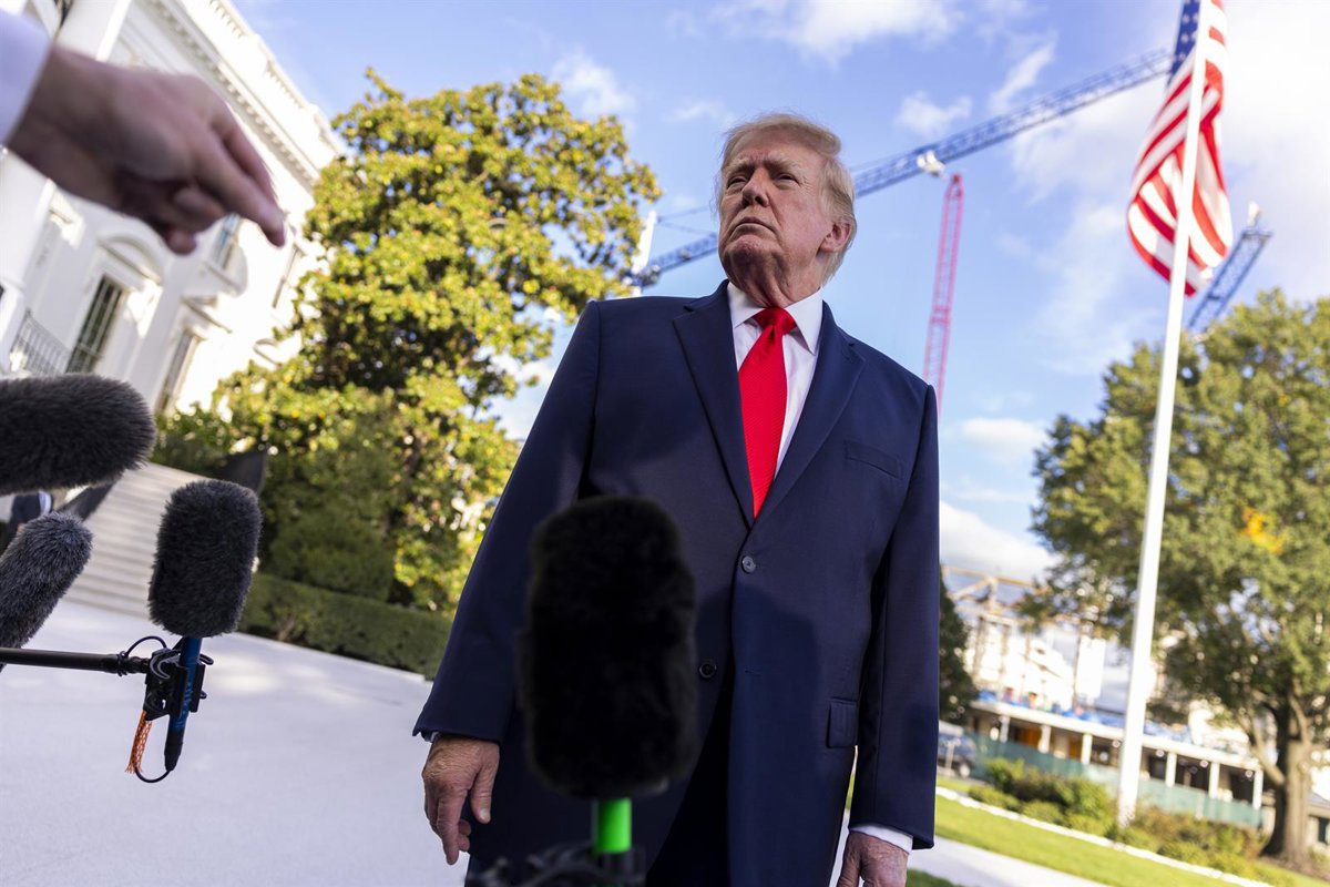Trump Afirma que Estados Unidos Continúa Compartiendo Inteligencia con Ucrania y Desea que la Guerra "Termine"