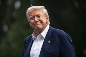 Trump Expresa Su Apoyo Formal a Netanyahu, el 'Primer Ministro Guerrero', en las Elecciones de Israel